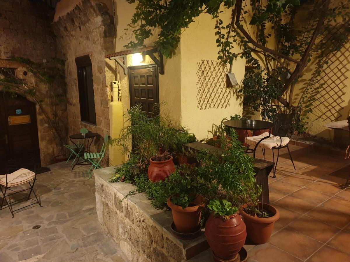 Apartmán Chris Αpartments Old Town Rhodes City Exteriér fotografie
